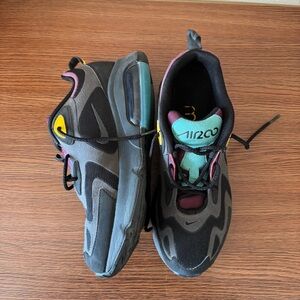 NIKE Air Max 200 Bordeaux Womens shoes size 8